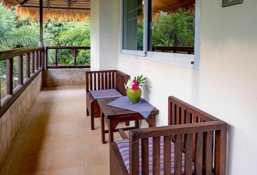 바다 전망 스위트, Good Time Sports Village Koh Mak