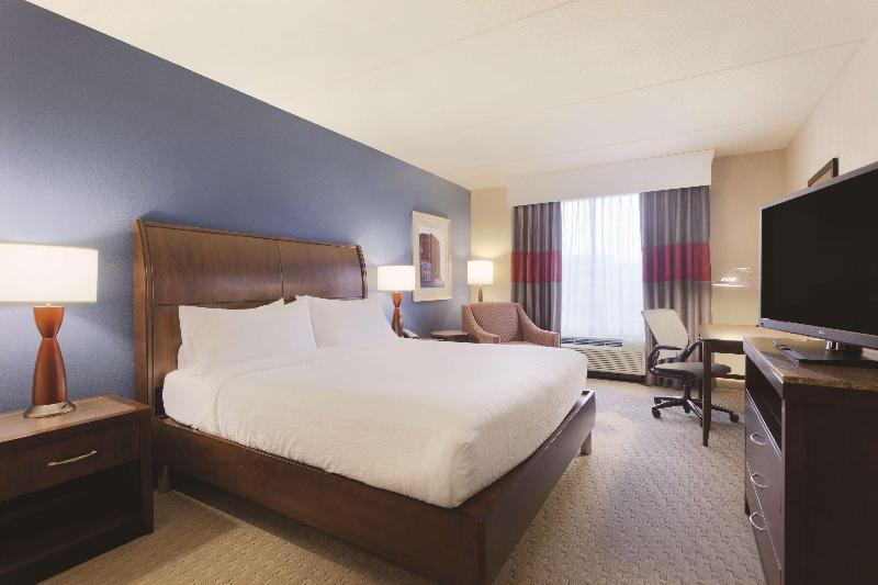 Номер Executive Кровать Кинг, Hilton Garden Inn Falls Church
