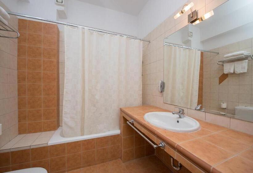 二段ベッド付き家族用アパートメント, Maranton Beach