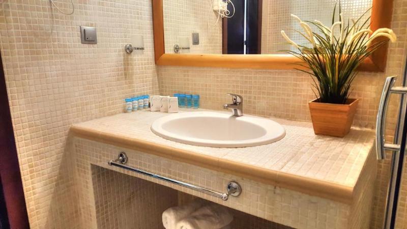 スーペリアースイート, Maranton Beach