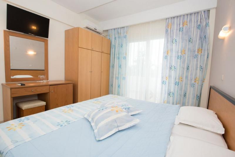 エコノミールーム, Maranton Beach