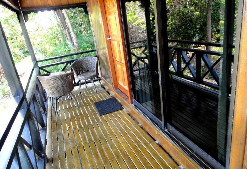 חדר משפחתי, Minang Cove Resort