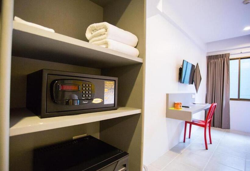 스탠다드 룸, Recenta Style Phuket Town