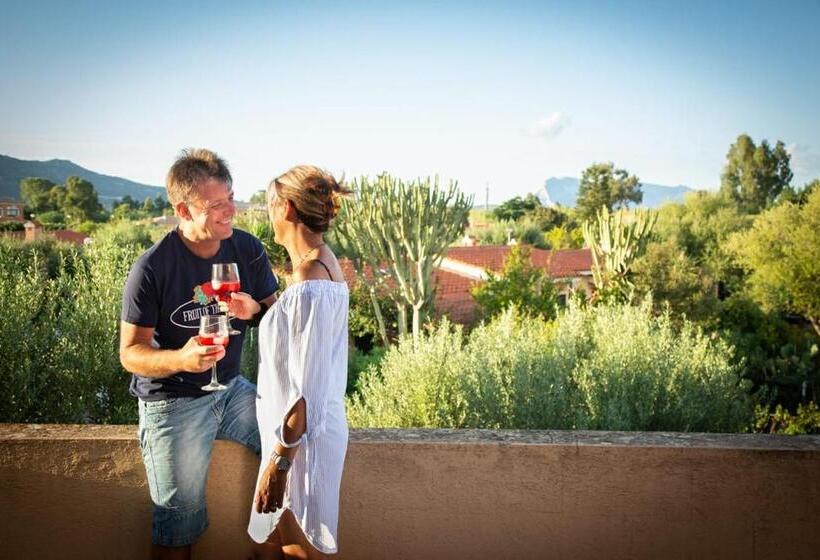 آپارتمان 1 خوابه با تراس, Residence Il Melograno