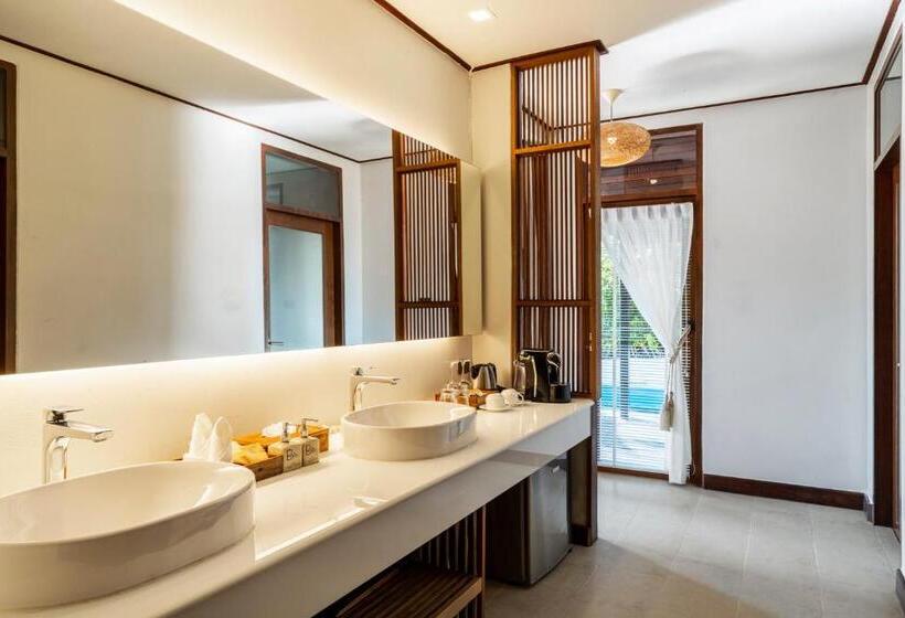 ‫فيلا غرفة نوم واحدة, The Beach Natural Resort Koh Kood