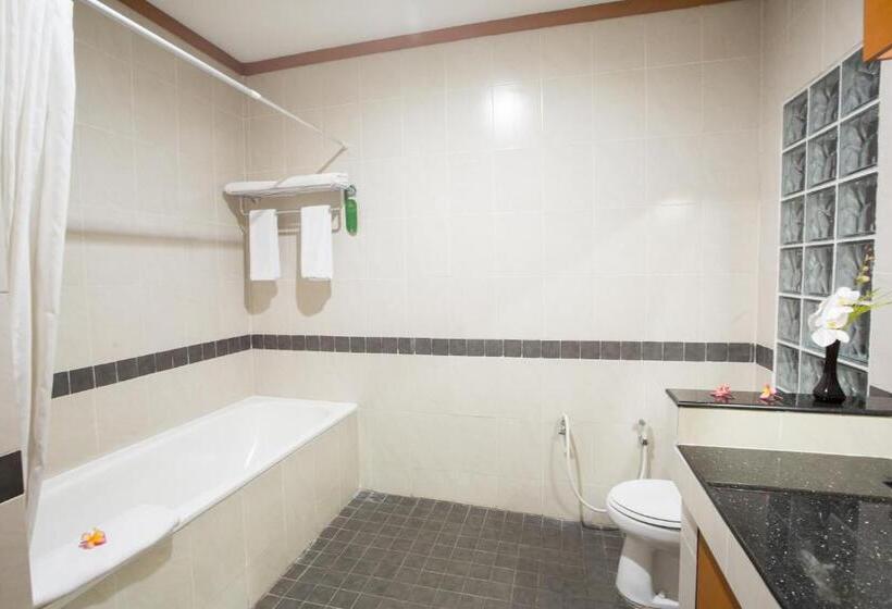 小型套房, The Royale Krakatau