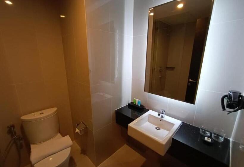 带大床的行政房间, The Royale Krakatau