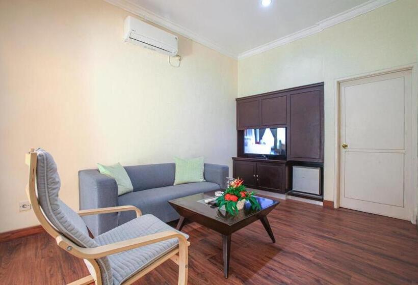 小型套房, The Royale Krakatau