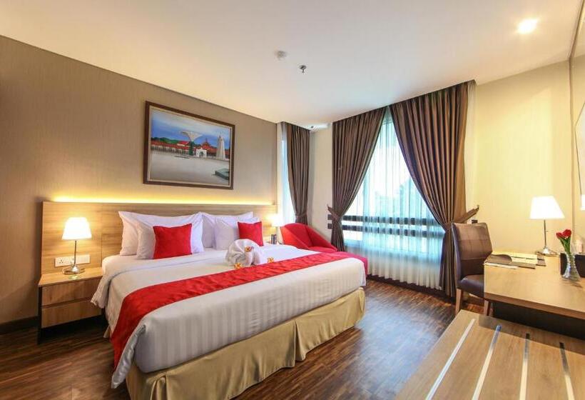 带大床的行政房间, The Royale Krakatau