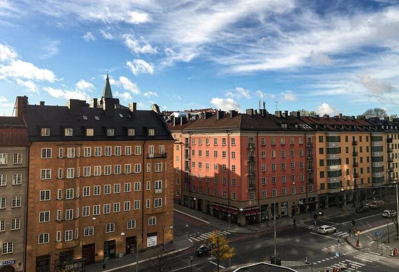 חדר סופריור לארבעה, Ersta Hotell & Konferens