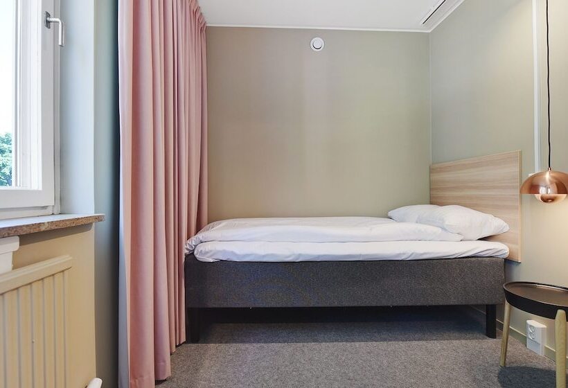 スーペリアトリプルルーム, Ersta Hotell & Konferens