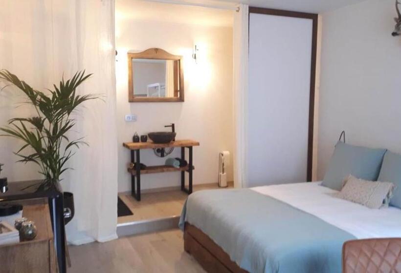 Номер Economy, House Rhodopi