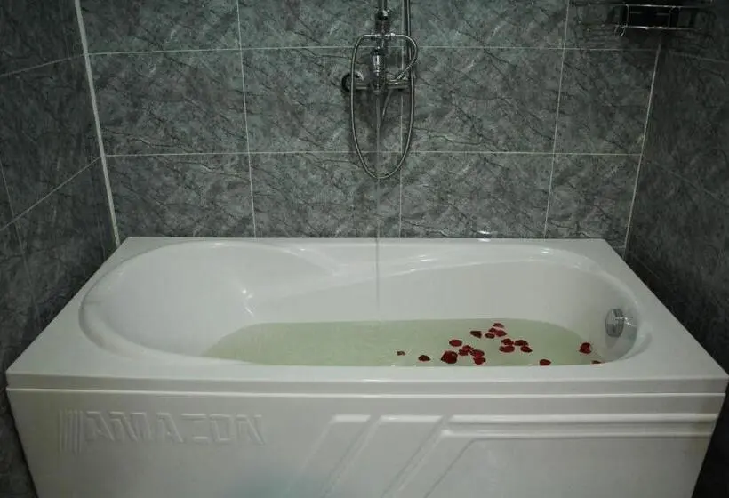 デラックスルーム, Confetti Garden Resort