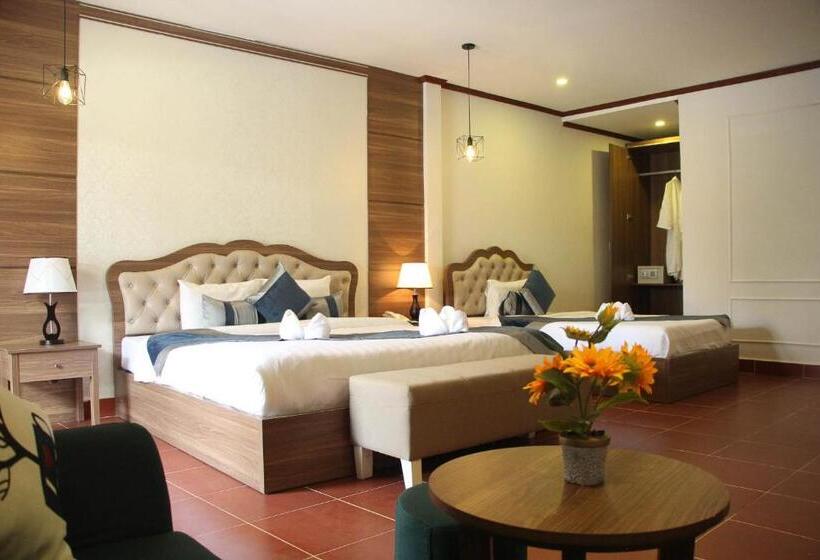 스탠다드 트리플 룸 가든 전망, Confetti Garden Resort