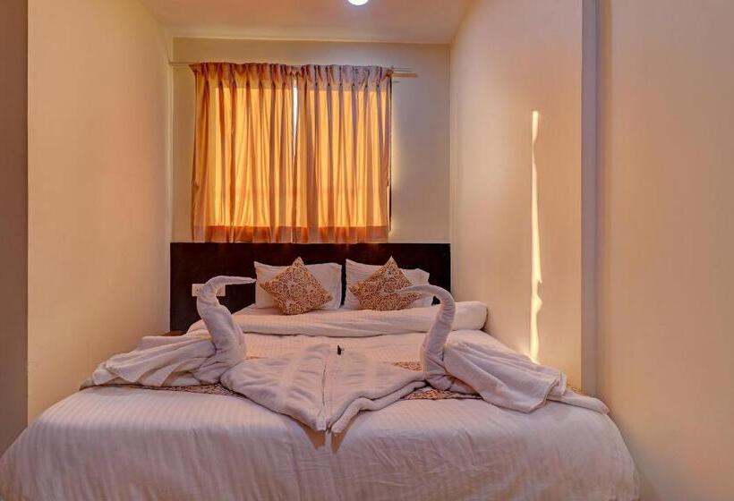 经济房, Ivory Suites