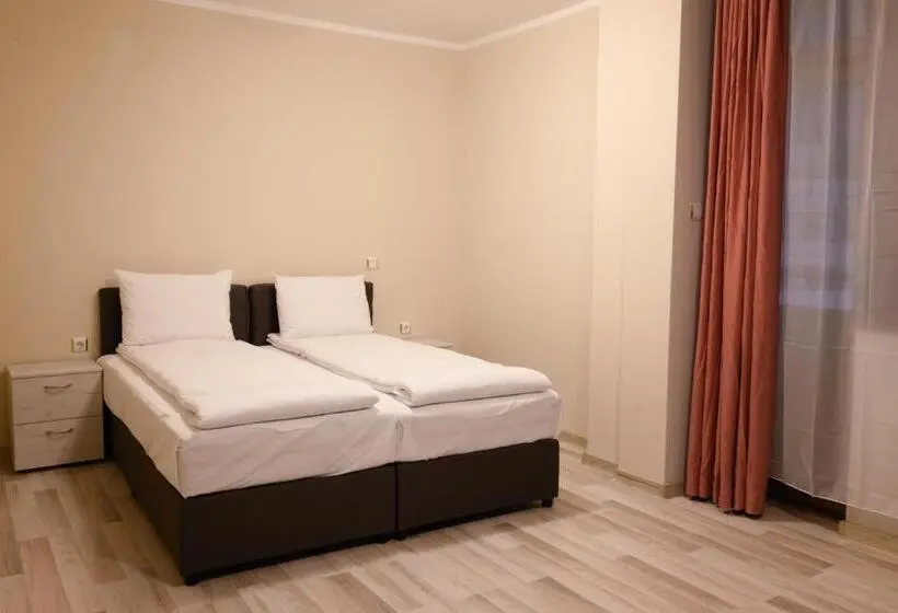 Habitación Superior, Leda