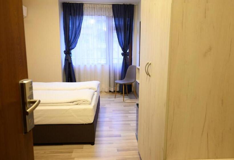 חדר סטנדרט עם מרפסת, Leda