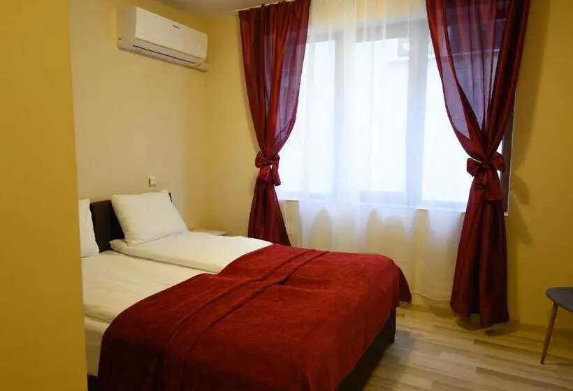 Habitación Estándar, Leda