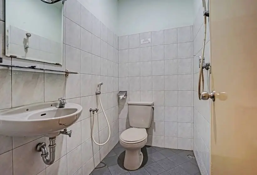 デラックスルーム, O Wisma Bari
