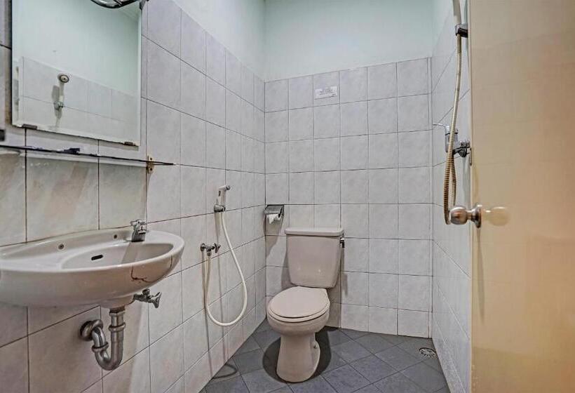 Номер Superior, Oyo 91805 Wisma Bari