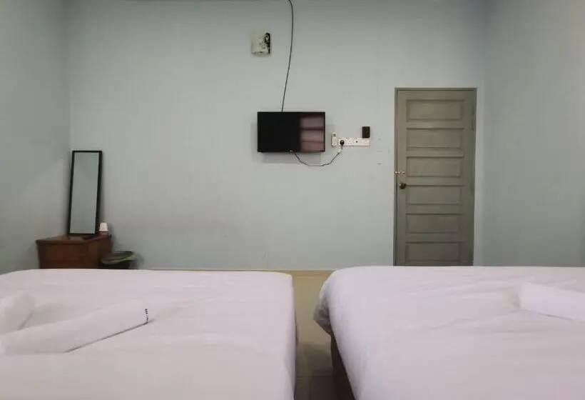 Deluxe Kolmen Hengen Huone, Rvh Kuala Terengganu