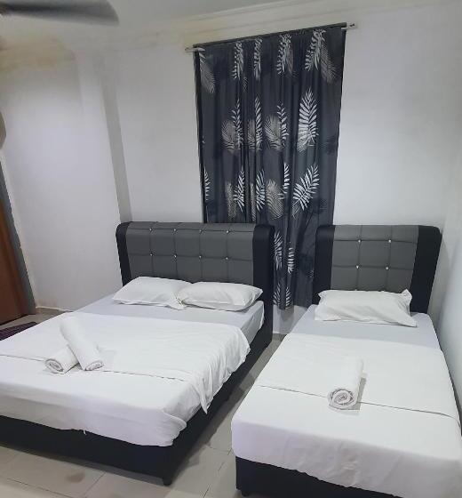 חדר דלוקס לשלושה, Rvh Kuala Terengganu