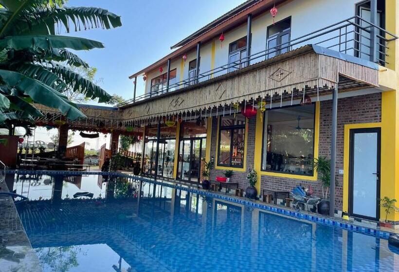 Superior-perhehuone, Ninh Binh Royal Homestay