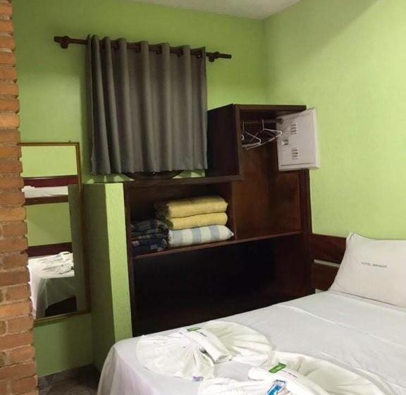 اتاق استاندارد چهار تخته, Miramar Sintpq