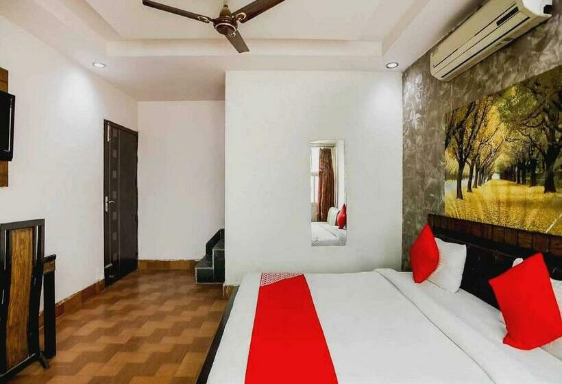 Triple Classic Room, O Delite Hotel Near Leisure Valley Park