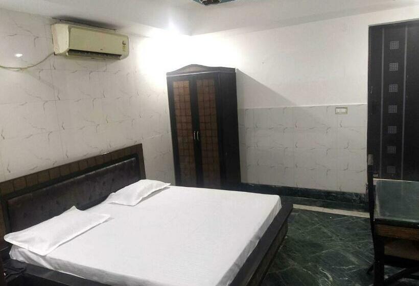 Triple Classic Room, O Delite Hotel Near Leisure Valley Park