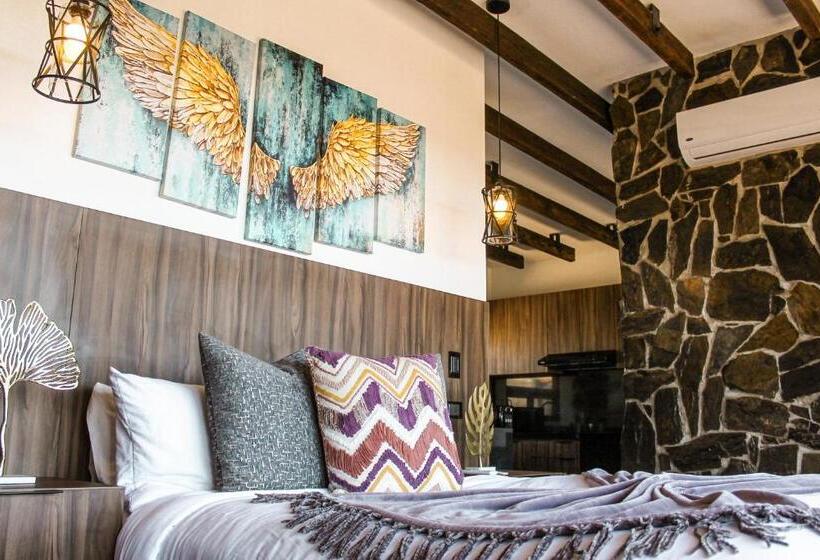 جناح جونيور مزوَّد بشرفة, Oasis 444