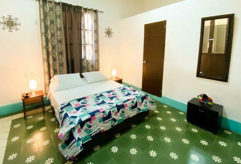 חדר דלוקס, Mansion Bahia Manga