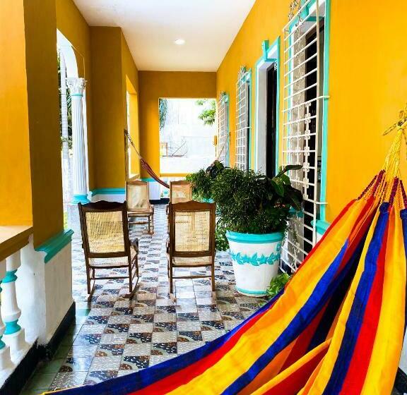 חדר דלוקס, Mansion Bahia Manga