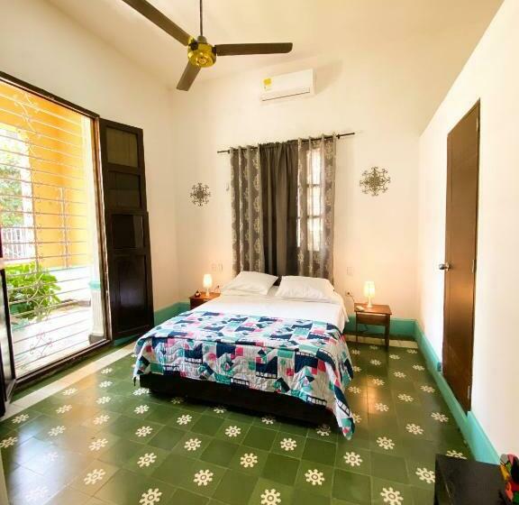 חדר דלוקס, Mansion Bahia Manga