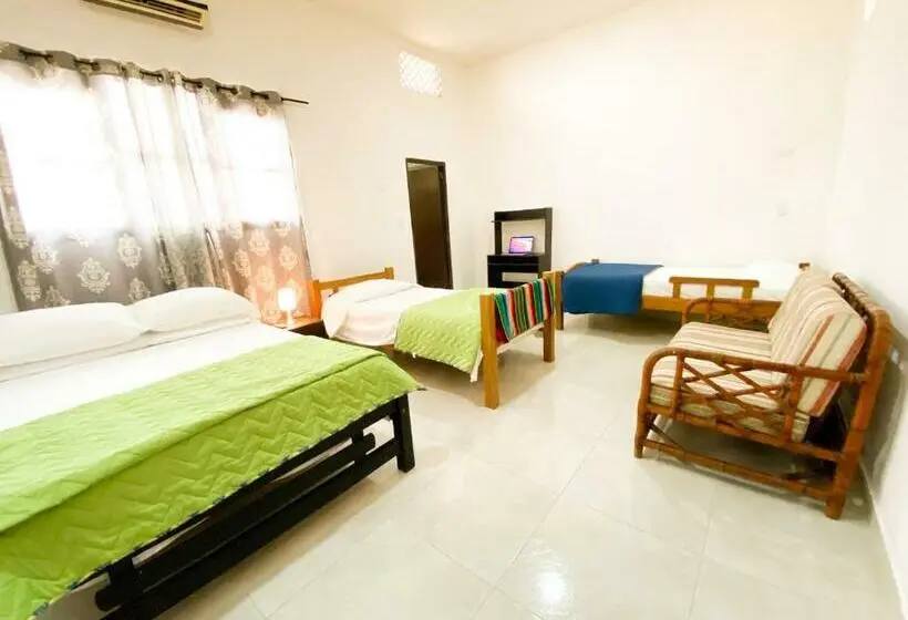 اتاق استاندارد چهار تخته, Mansion Bahia Manga