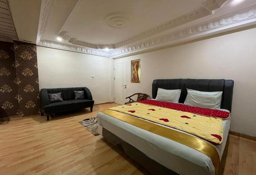 디럭스 스위트, Capital O 94156 Hotel Gemudi Gold Islami