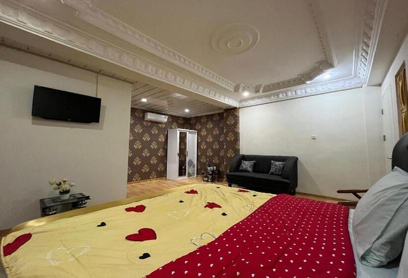 디럭스 스위트, Capital O 94156 Hotel Gemudi Gold Islami