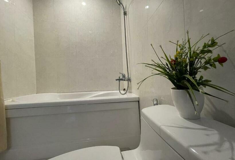 اتاق استاندارد با تخت بزرگ, Saigon Europe