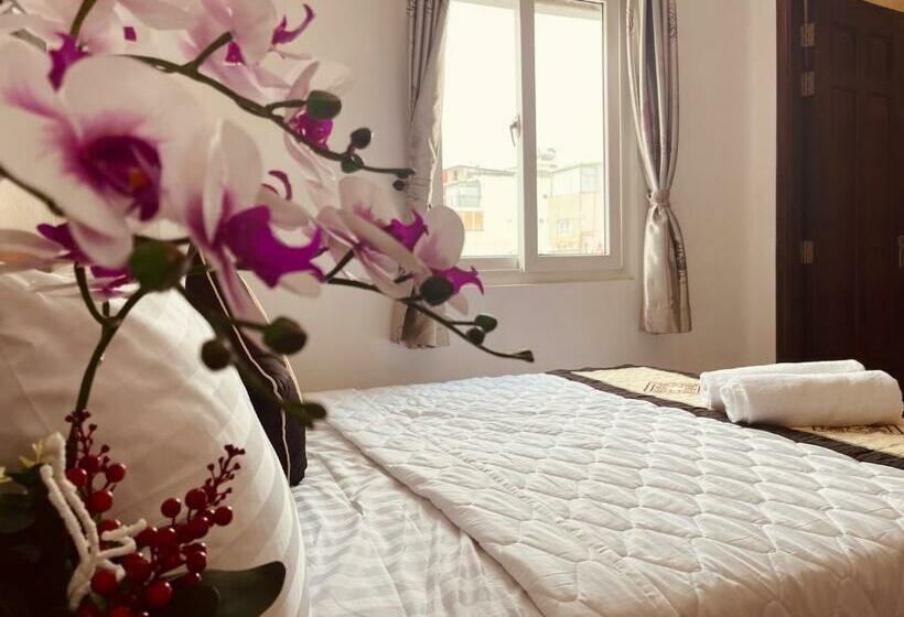 اتاق سوپریور با تخت بزرگ, Saigon Europe