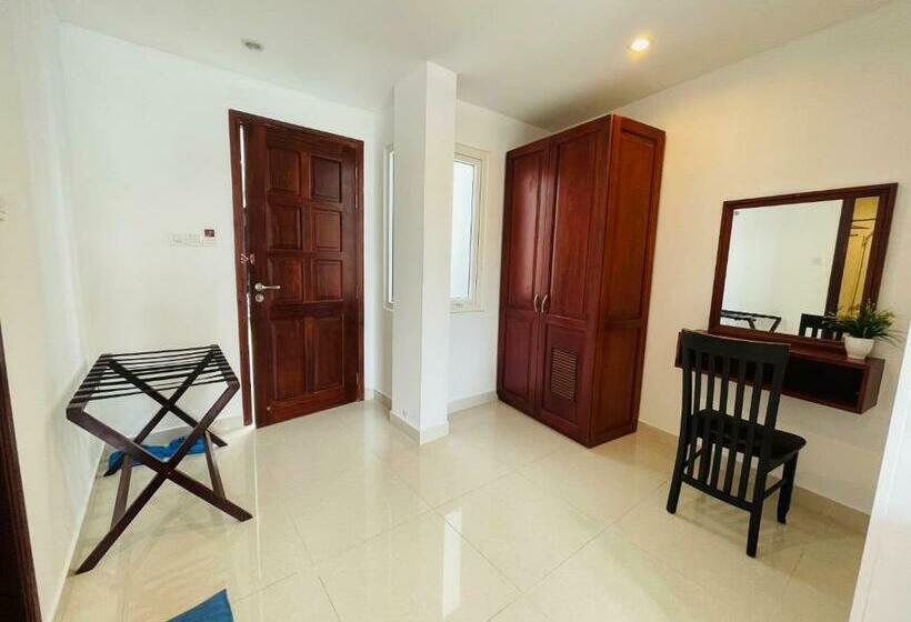 اتاق استاندارد چهار تخته, Saigon Europe