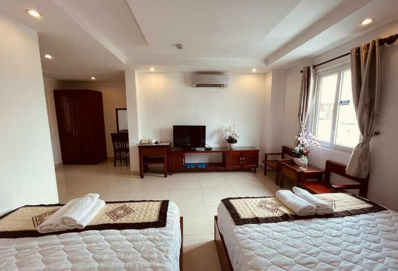 اتاق استاندارد چهار تخته, Saigon Europe