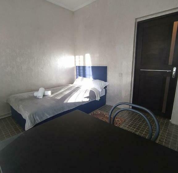 エコノミールーム, Zhuldyz Motel
