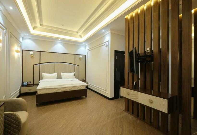 غرفة ديلوكس, East Star