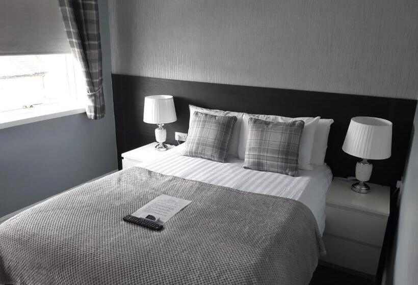 חדר משפחתי בסיסי, Manchester House