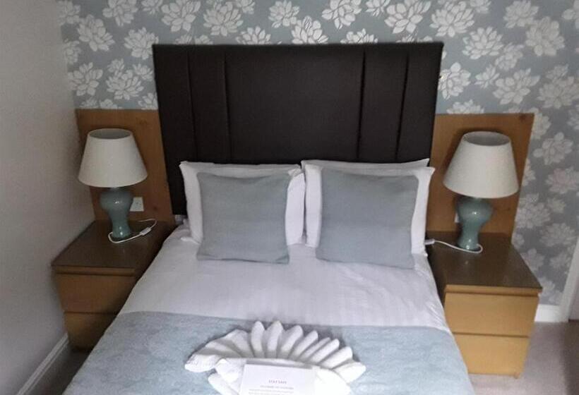 חדר בסיסי, Manchester House