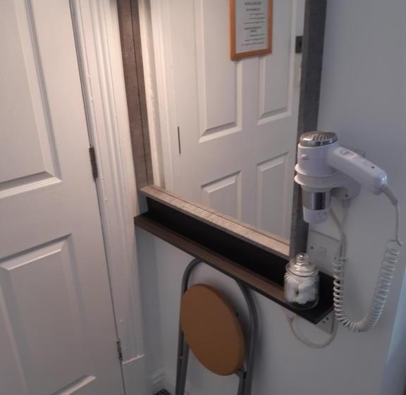 חדר סטנדרט, Manchester House