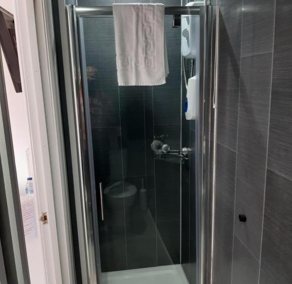 חדר סטנדרט, Manchester House