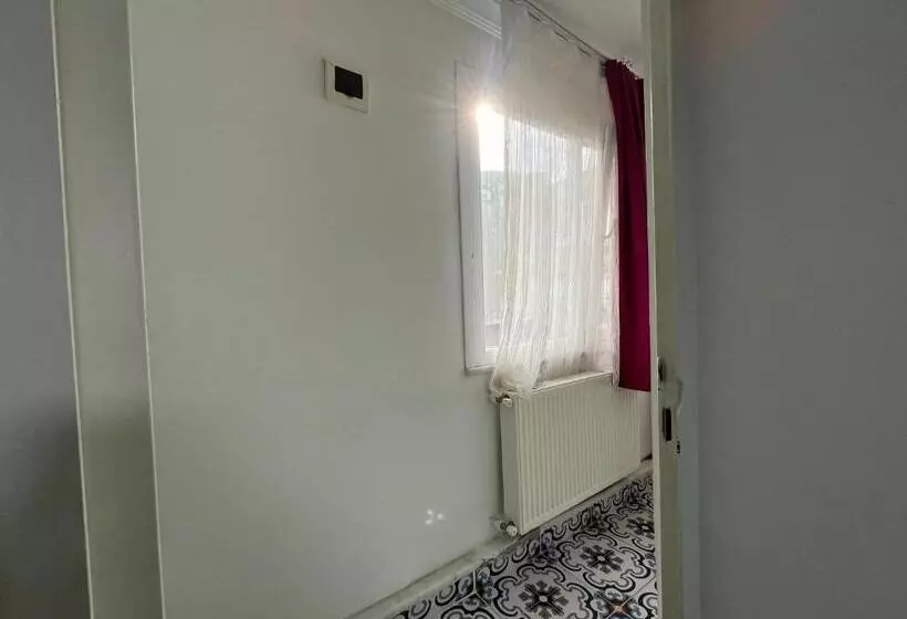 آپارتمان 1 خوابه با بالکن, Saffron Hotel Old City