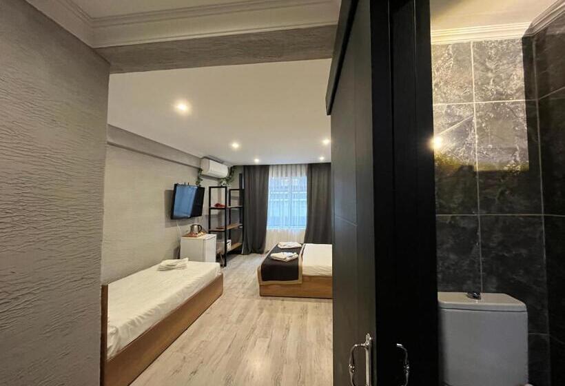 اتاق سوپریور سه تخته, Saffron Hotel Old City