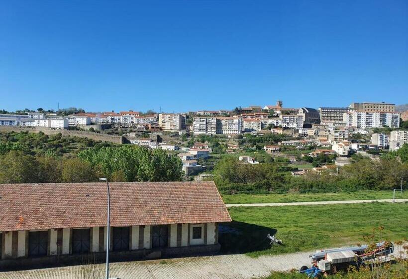 标准三人间, Casa Beletri